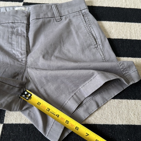 NWT J crew 5” chino shorts - Picture 4 of 6